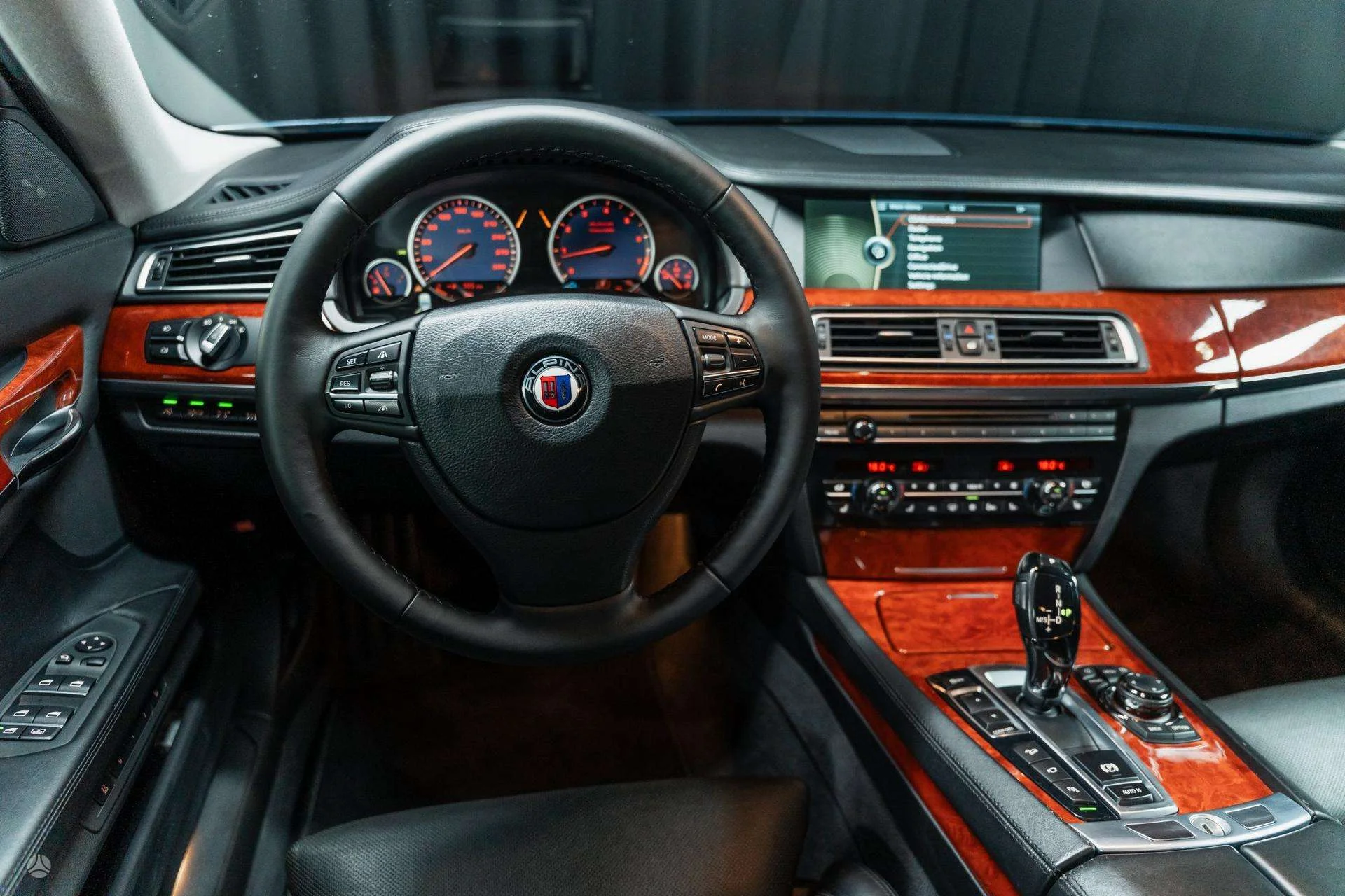 ALPINA B7 - nuotrauka 6
