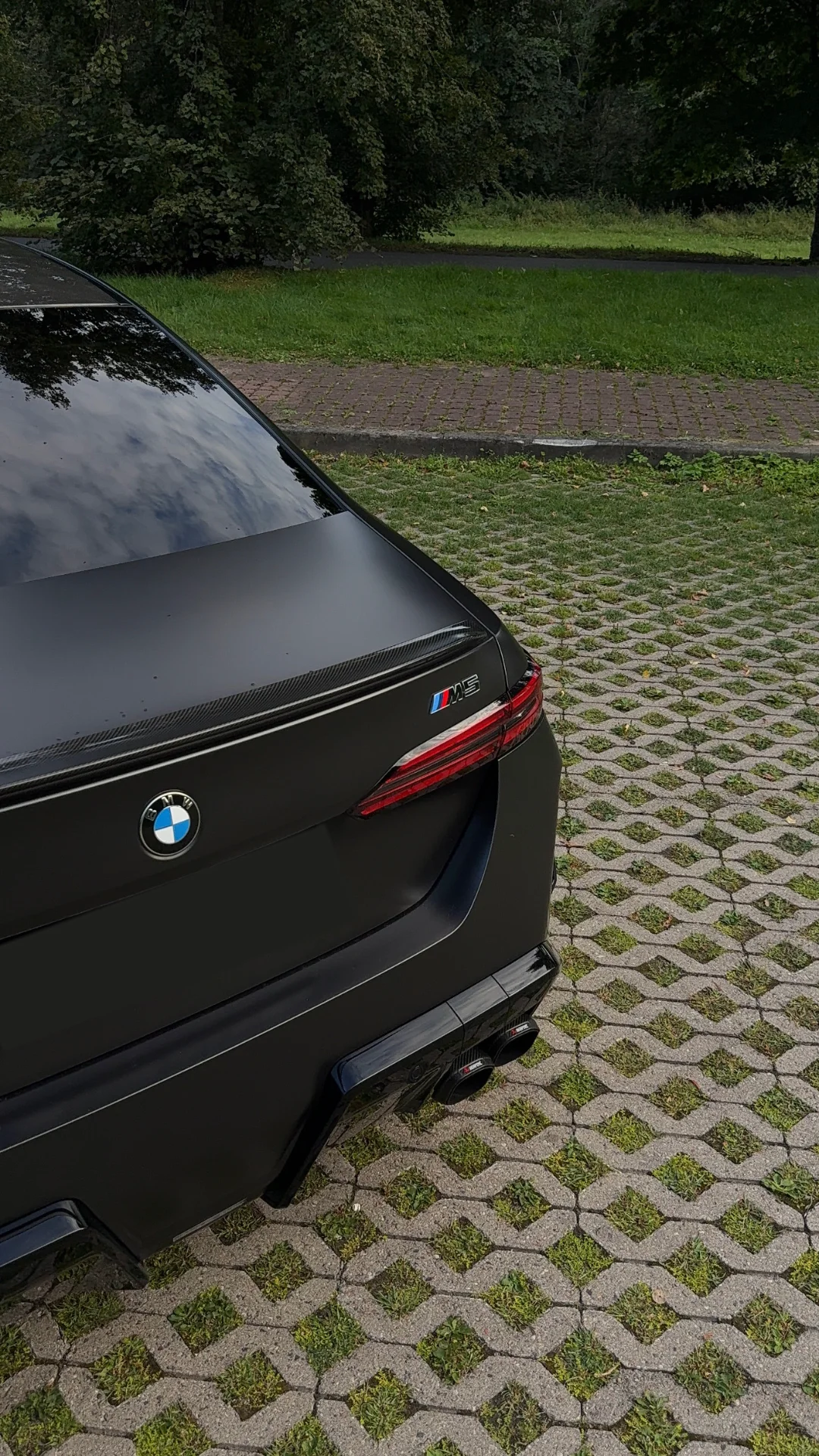 BMW M5 G90 - nuotrauka 3