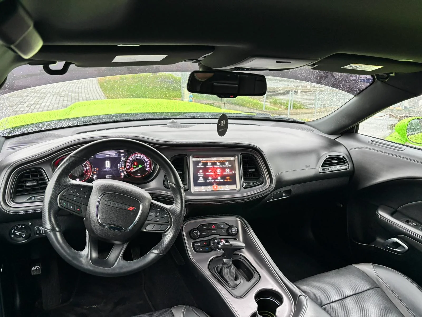 Dodge Challenger