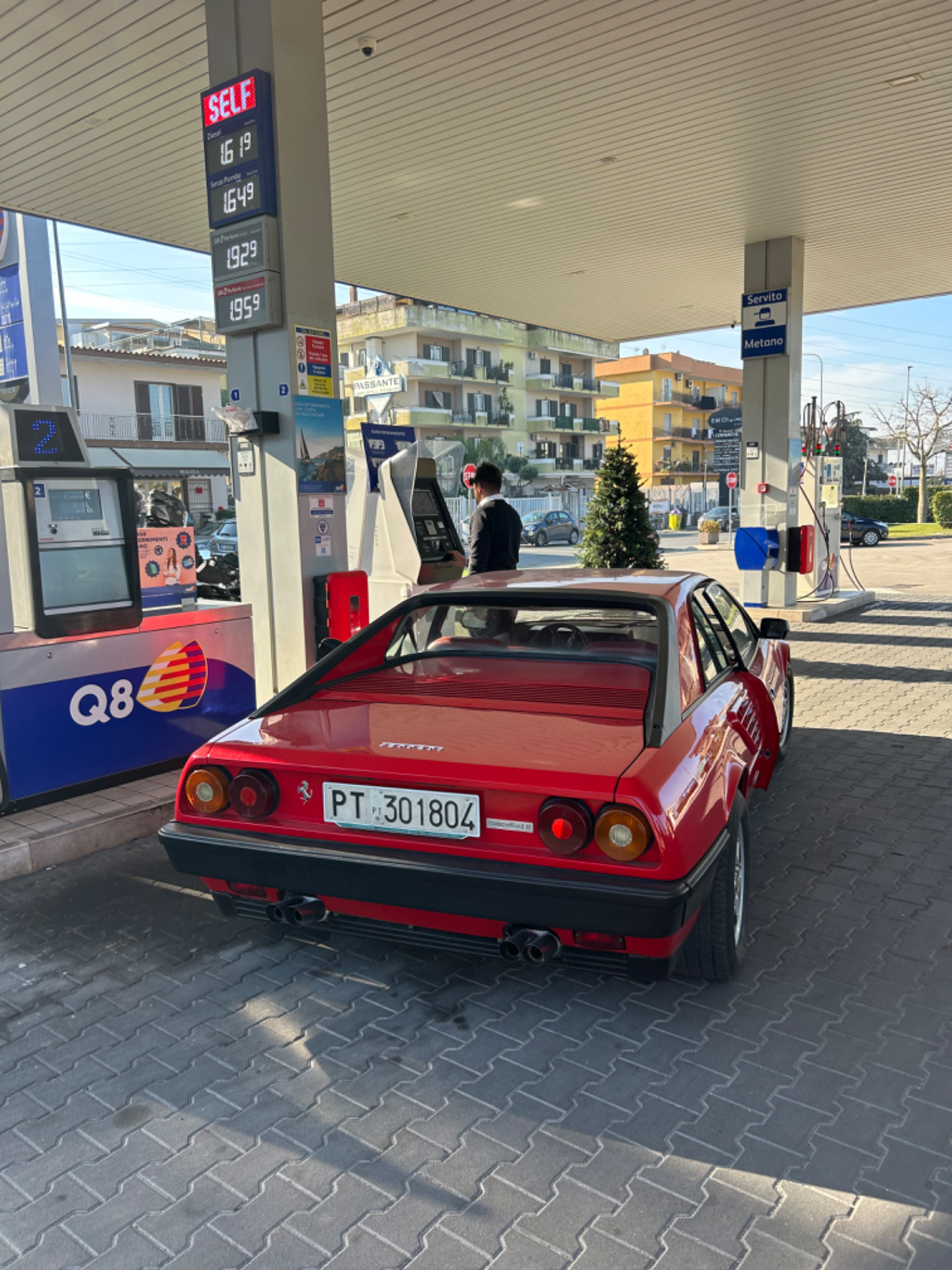 Ferrari Mondial 8