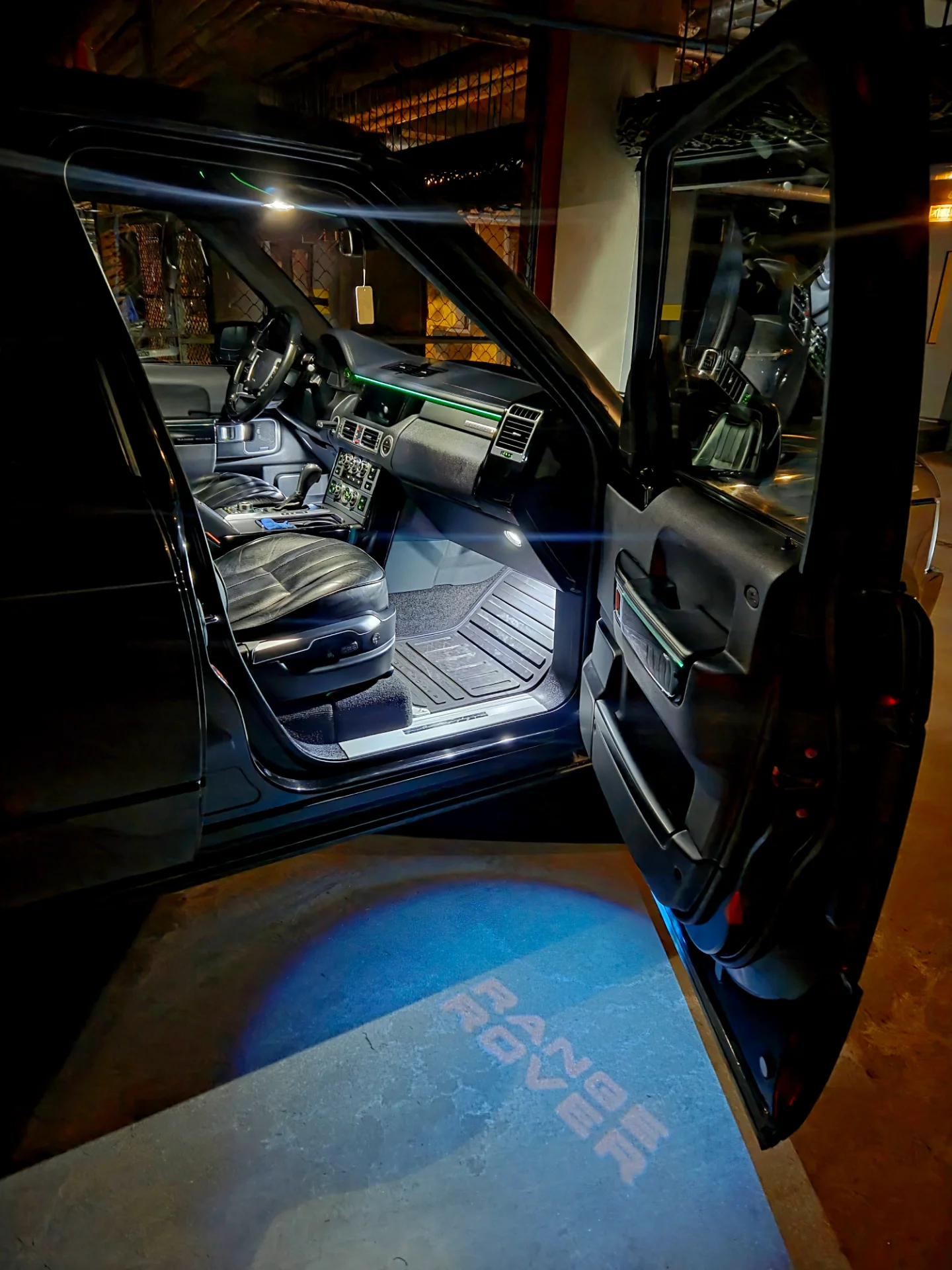 Land Rover Range Rover Supercharged - nuotrauka 16