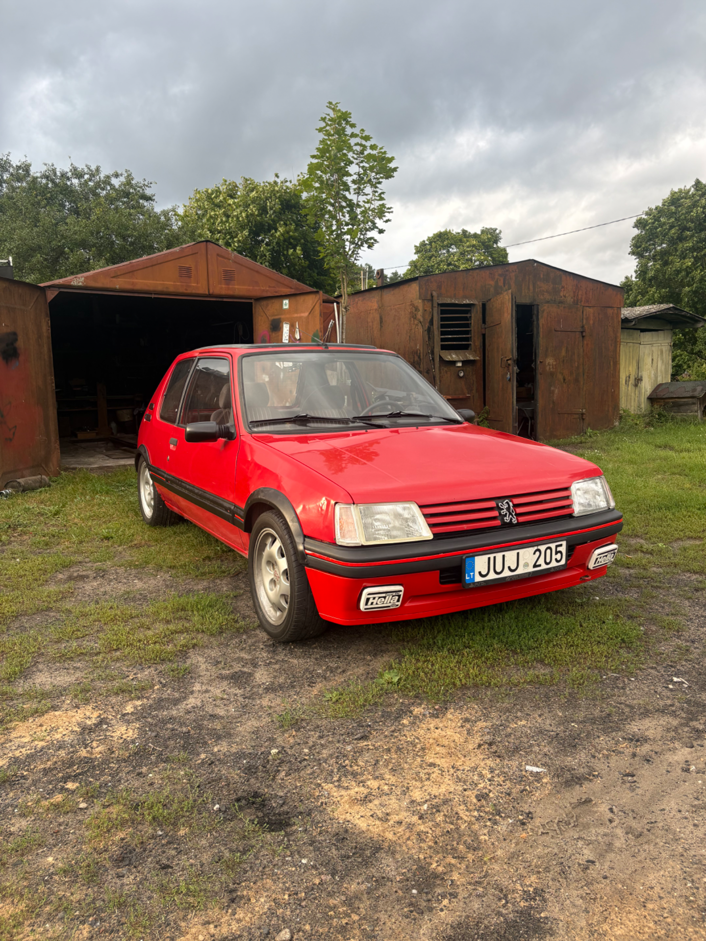 Peugeot 205 GTI