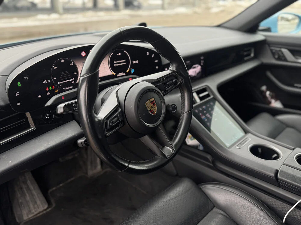Porsche Taycan - nuotrauka 5