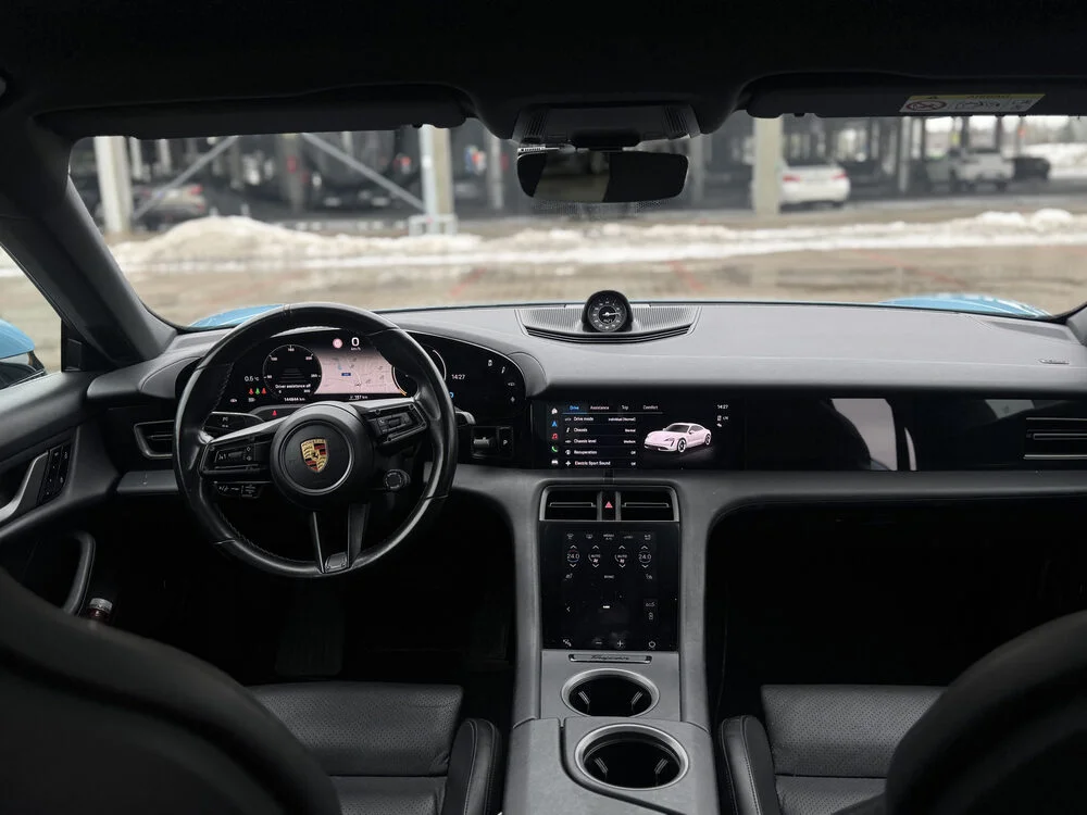 Porsche Taycan - nuotrauka 7