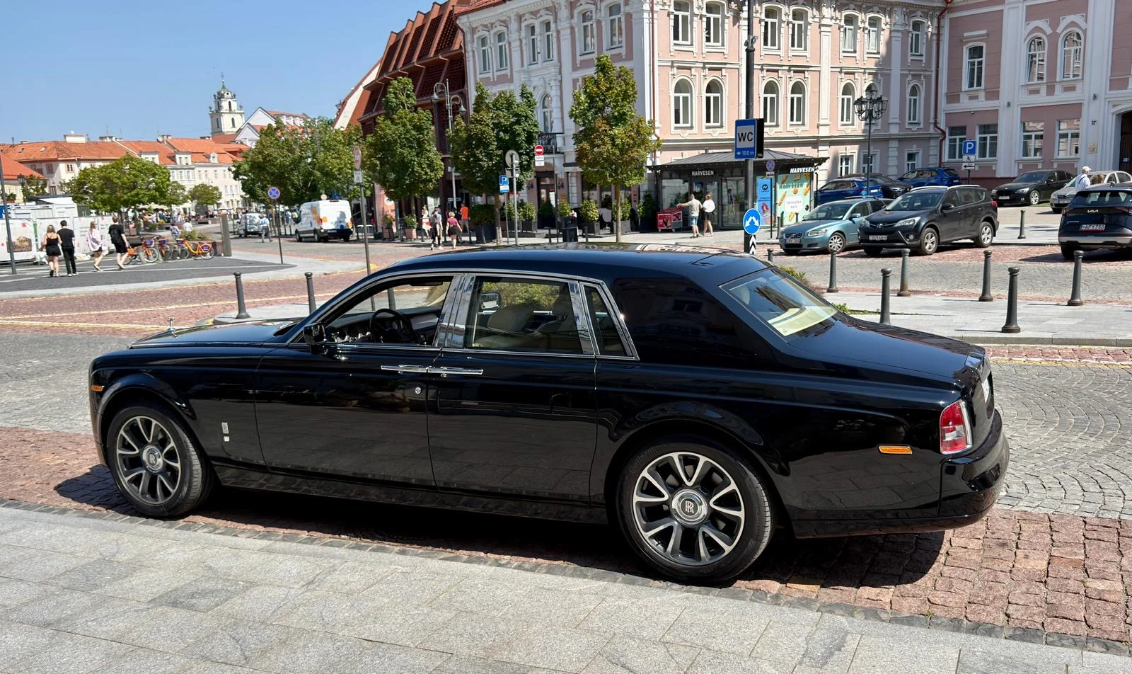 Rolls-Royce Phantom - nuotrauka 4